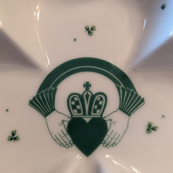 Lefton Fine China -Irish Shamrocks & Cladaugh Gold-Trim Trinket or Candy Dish 5” - Picture 5 of 7